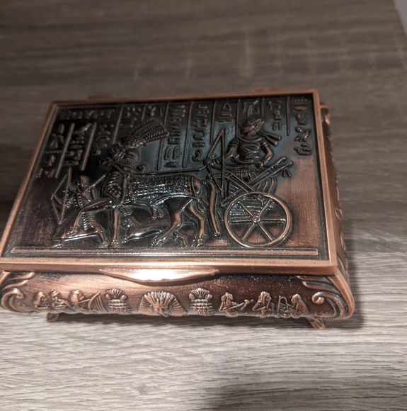 Egyptian Copper Wash Pewter Jewelry Trinket Box - Picture 2 of 9